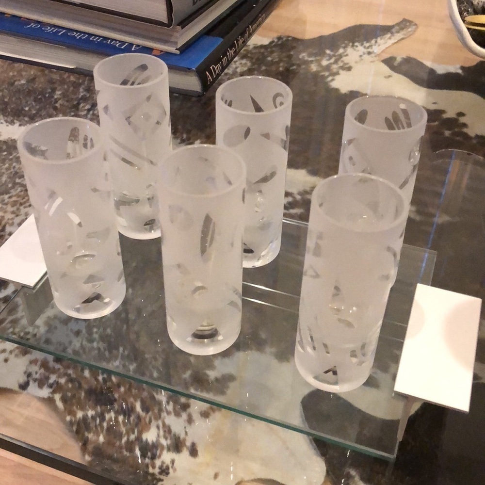 GLASS CORDIAL MAGNETIC SET WITH TRAY NWOT